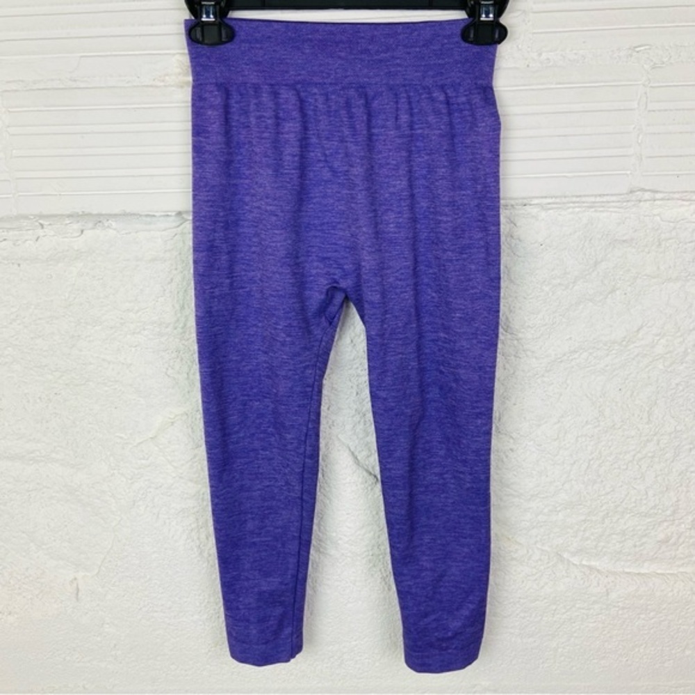 UNBRANDED purple stretch cropped leggings size small / medium